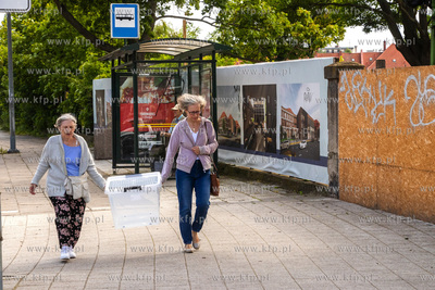 Budowa basenu przy skrzyżowaniu ulic Kościuszki z...