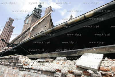 Kosciol sw. Katarzyny w Gdansku po pozarze.
23.05.2006
fot....