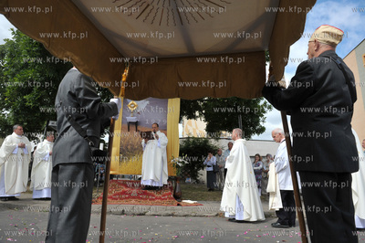 Procesja Bozego Ciala w parafii Najswietszej Maryi...