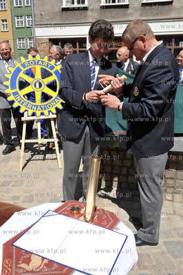 Gdansk. Plac orzed Bazylika Mariacka. Wmurowanie aktu...