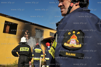 Kilka jednostek strazy pozarnej bralo udzial w akcji...