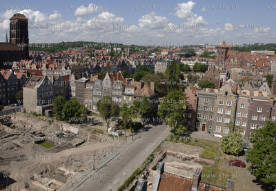 Gdansk.Widok z wiezy kosciola sw. Jana. Na dole budowa...