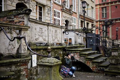 Gdansk. Długi Targ. Strojenie choinki miejskiej.
02.12.2015
fot....