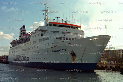 Prom PZB Rogalin w porcie Gdanskim. 11.97 Fot. Maciej...