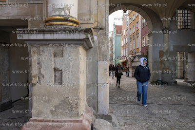 Tymczasowy, na czas remontu,  płot zniknął i odsłonił...