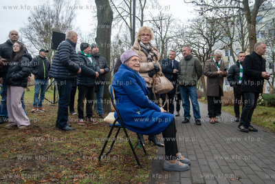 Żabianka. Orłowska 7.  Odsłonięcie tablicy upamiętniającej...