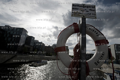 Berlin. Stolica i najwieksze miasto Republiki Federalnej...