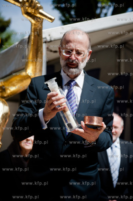 Gdansk. Ceremonia umieszczenia figury Alegorii Nauki...