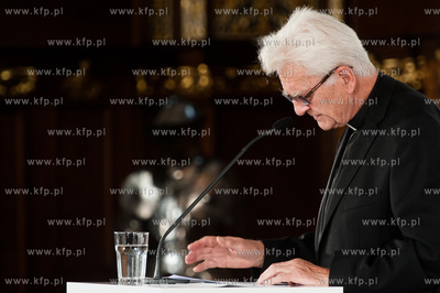 Gdansk. Dwor Artusa. Spotkanie pt Etyka solidarnosci...