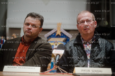 Gdansk. Galeria Mariacka. Debata pt. Swiete Ksiegi,...