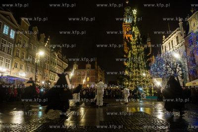 Gdansk. Dlugi Targ. Zuchy i harcerze Choragwi Gdanskiej...