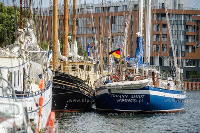 Gdańsk. Rybackie Pobrzeze. Zlot zaglowcow Baltic Sail...