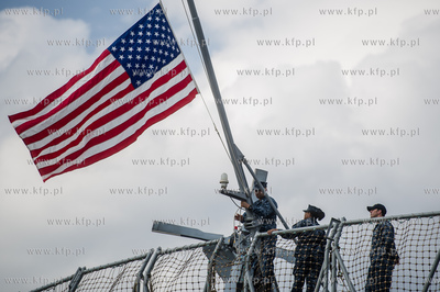 Gdynia. Wizyta amerykaskiego okretu USS Mount Whitney....