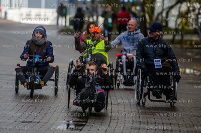 Gdańsk. Przywitanie uczestników Integracyjnego Maratonu...