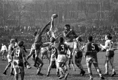 Rozgrywki o Puchar FIRA. Mecz rugby Polska - Francja...