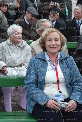 Zjazd uczestnikow Kindertransprtow i zwizane z tym...