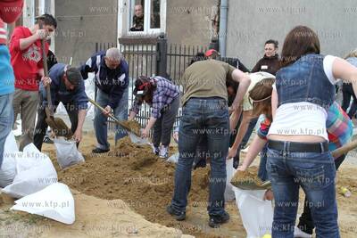 Ok. godz. 11 do Tczewa dotarla fala kulminacyjna. Poziom...