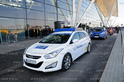Gdansk. Przylot Pucharu EURO 2012 na gdanskie lotnisko...
