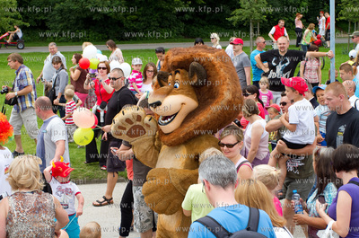 Parada z okazji zaplanowanej na 3 sierpnia premiery...
