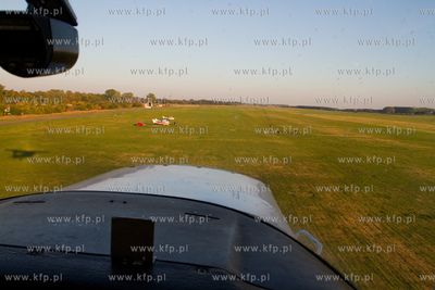 Aeroklub Gdanski w Pruszczu Gdanskim. Bryza Extra 2014....