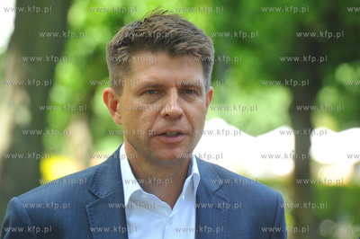 Sopot. Park Lecha i Marii Kaczynskich. Konferencja...