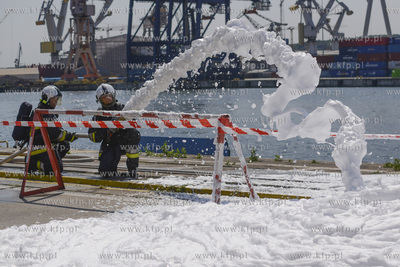 Gdynia. Dzień otwarty w Bałtyckim Terminalu Kontenerowym...