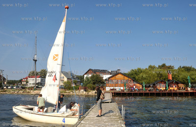 Chalupy na Polwyspie Helskim. Port Chalupy przystan...