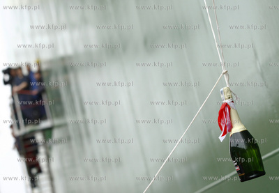 Stocznia Gdynia S.A. Uroczystosc chrztu samochodowca....