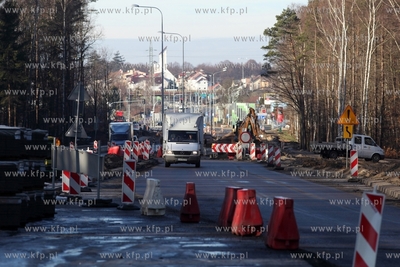 Przebudowa  ul. Chwarznienskiej w Gdyni.
12.02.2014
fot....