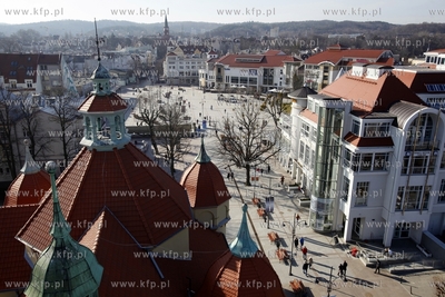 Sopot. Widok z latarni morskiej ul.Bohaterow Monte...