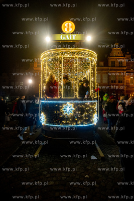 Świetlisty tramwaj Gdańskich Autobusów i Tramwajów,...