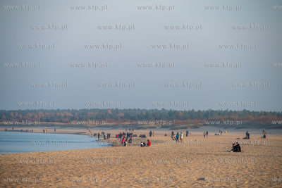 Statek Zhen Hua 36 z czterema potężnymi suwnicami...