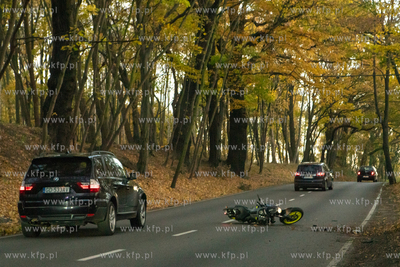 Wypadek na Al. Zwycięstwa w Gdyni .Motocyklista stracił...