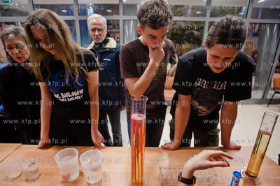 Uniwersytet Gdanski. Wydzial Biologii. Trzecia edycja...