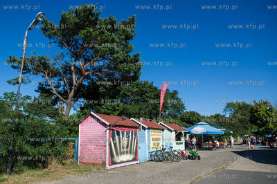 Gdansk. Letni wypoczynek na plazy miejskiej Stogi....