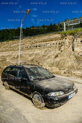 Gdańsk. Bretowo. Uszkodzony przez silne opady deszczu...