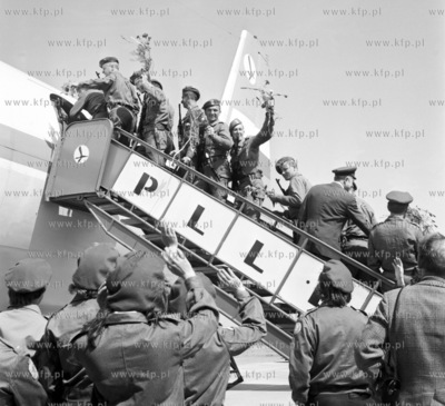 Pozegnanie polskich zolnierzy sluzacych w silach ONZ...