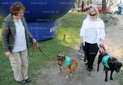 Skwer Arki Gdynia, obok Bulwaru Nadmorskiego odbyl...