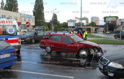 Gdansk. Wypadek na skrzyzowaniu al. Grunwaldzkiej i...