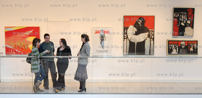 Muzeum miasta Gdyni. Wystawa Cudowne lata. Muzyka,...