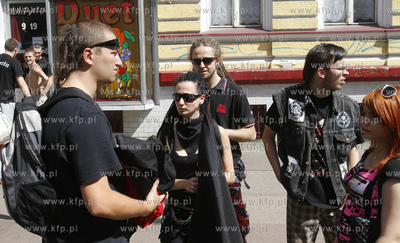 Szczecin. Marsza wolnosci dla konopi. Mlodziez, ktora...