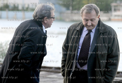 Tereny Stoczni Gdanskiej. Plan zdjeciowy filmu Uklad...