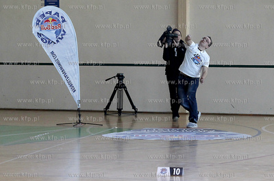 Eliminacje do Mistrzostw Swiata RED BULL PAPER WINGS....