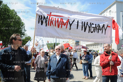 Po mszy w intencji ojczyzny z kosciola OO Redemptorystow...