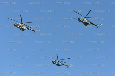 Festyn rodzinny w Pucku z okazji swieta lotnictwa morskiego....