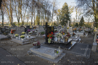 Cmentarz parafialny w Pelplinie29.10.2019Fot. Krzysztof...