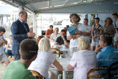 Premiera albumu Scena Letnia Nordea Foto podczas spotkania...