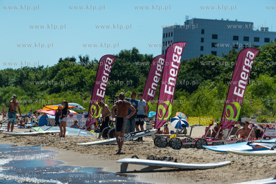 Plaza w Sopocie, przy Sopockim Klubie Zeglarskim. Briefing...