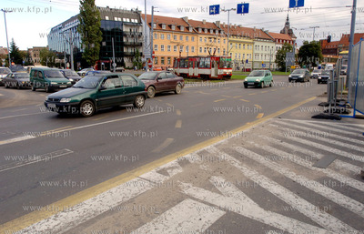 Gdansk. Przebudowa i remont ul. Waly Jagiellonskie...