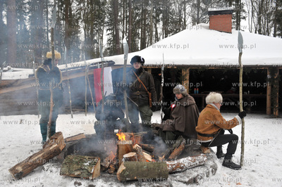 Rekonstrukcja obozu uczestnikow Powstania Styczniowego...